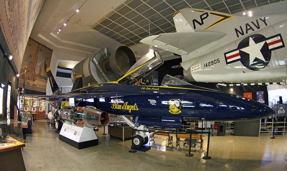 Atrações para adultos no Museu San Diego Air Space em San Diego Atrações para adultos no Museu San Diego Air Space em San Diego
