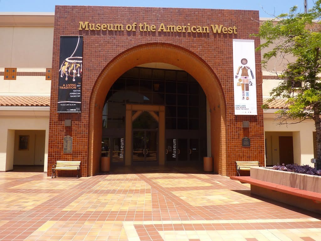 Como chegar ao Museum The Autry National Center em Los Angeles Como chegar ao Museum The Autry National Center em Los Angeles