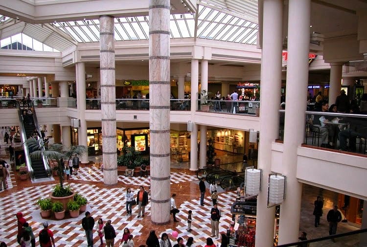 Shopping Stonestown Galleria Mall em San Francisco Shopping Stonestown Galleria Mall em San Francisco