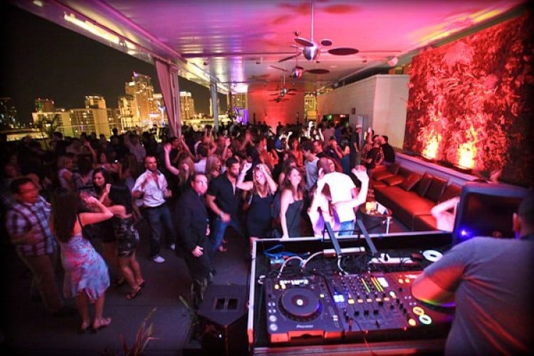 Balada Ivy Nightclub em San Diego Balada Ivy Nightclub em San Diego