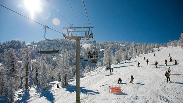 Ficar hospedado na região das estações de esqui em South Lake Tahoe Ficar hospedado na região das estações de esqui em South Lake Tahoe
